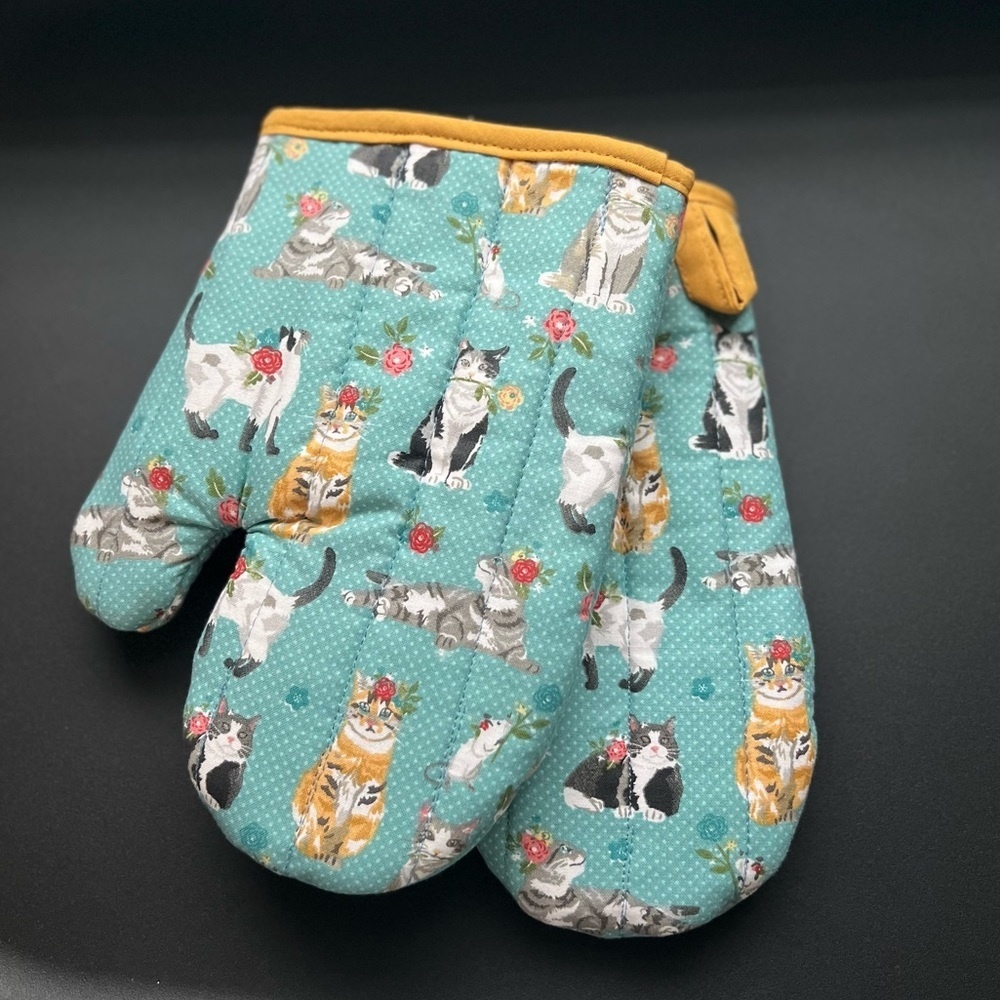 Handmade Oven Mitts cat print
